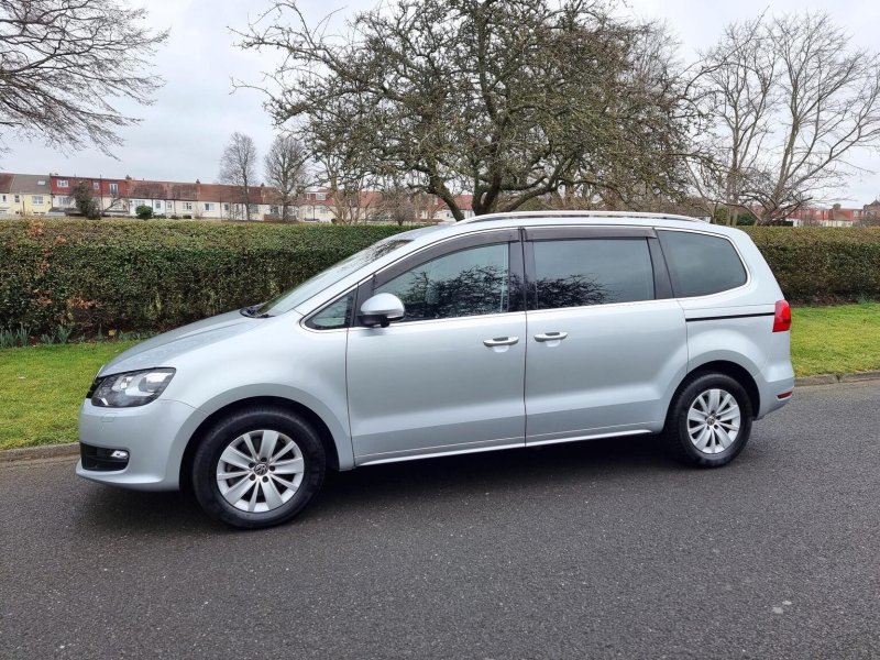 VOLKSWAGEN SHARAN 1.4 TSI BlueMotion Tech SE DSG Euro 5 (s/s) 5dr